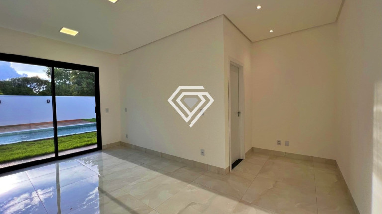 Imagem Casa de Condomínio com 4 Quartos à Venda, 240 m² em Loteamento Caribe - Palmas Imagem Casa de Condomínio com 4 Quartos à Venda, 240 m² em Loteamento Caribe - Palmas