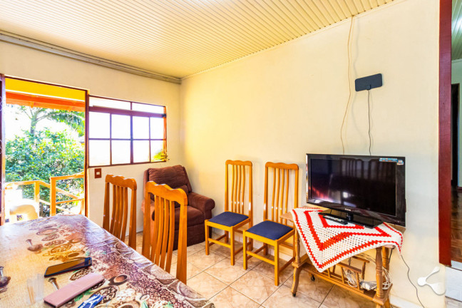Imagem Casa com 5 Quartos à Venda, em Jardim Sabará - Porto Alegre Imagem Casa com 5 Quartos à Venda, em Jardim Sabará - Porto Alegre