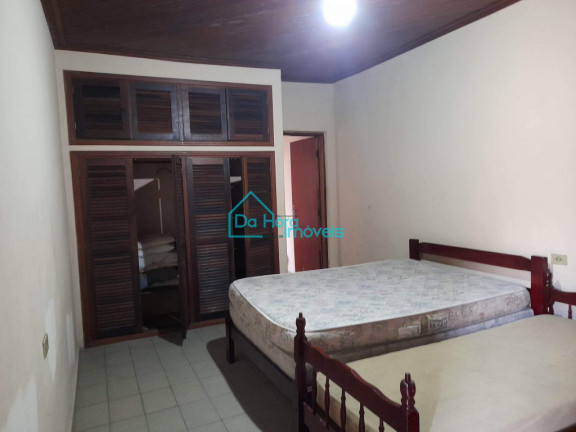 Imagem Casa com 4 Quartos à Venda, 280 m² em Solemar - Praia Grande Imagem Casa com 4 Quartos à Venda, 280 m² em Solemar - Praia Grande