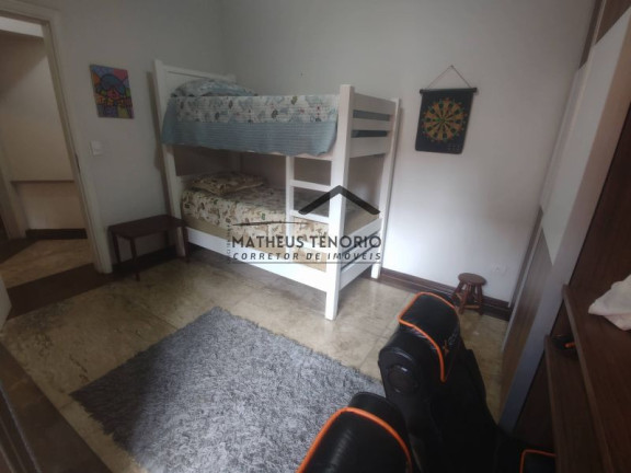 Imagem Apartamento com 3 Quartos à Venda, 130 m² Imagem Apartamento com 3 Quartos à Venda, 130 m²
