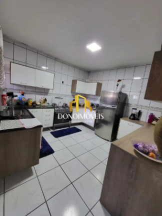 Imagem Casa com 3 Quartos à Venda, 203 m² em Jardim Monções - Santo André Imagem Casa com 3 Quartos à Venda, 203 m² em Jardim Monções - Santo André
