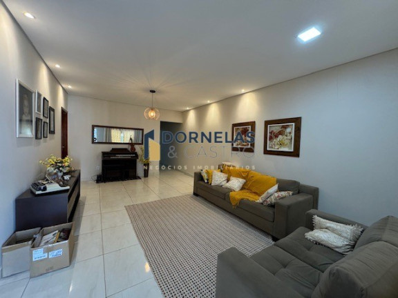 Casa com 3 Quartos à Venda, 200 m² em Setor Habitacional Arniqueira (águas Claras) - Brasília