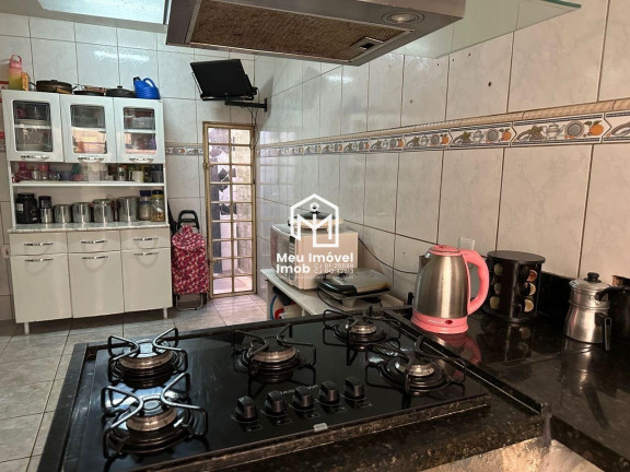 Imagem Casa com 3 Quartos à Venda, 100 m² em Samambaia Norte (samambaia) - Brasília Imagem Casa com 3 Quartos à Venda, 100 m² em Samambaia Norte (samambaia) - Brasília