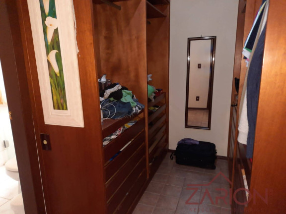 Imagem Casa com 4 Quartos à Venda, 299 m² em Parque Residencial Bom Conselho - Taubaté Imagem Casa com 4 Quartos à Venda, 299 m² em Parque Residencial Bom Conselho - Taubaté