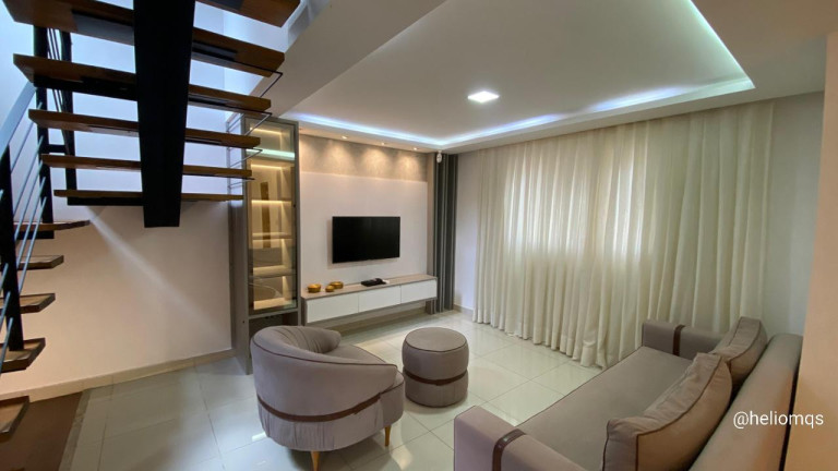 Imagem Sobrado com 4 Quartos à Venda, 196 m² em Chácara Cachoeira - Campo Grande