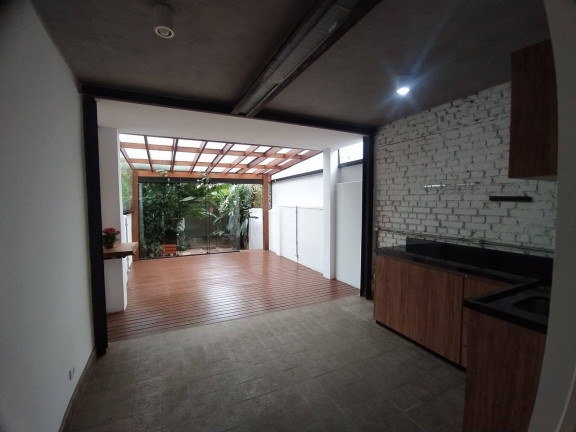 Imagem Casa com 2 Quartos à Venda, 112 m² em Jardim Europa - São Paulo