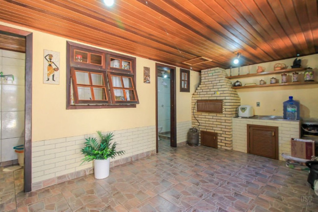 Imagem Casa com 3 Quartos à Venda,  em Cavalhada - Porto Alegre