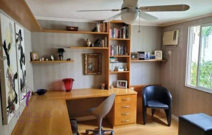Imagem Casa com 4 Quartos à Venda, em Barra Da Tijuca - Rio De Janeiro Imagem Casa com 4 Quartos à Venda, em Barra Da Tijuca - Rio De Janeiro
