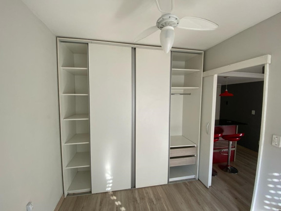 Imagem Imóvel com 1 Quarto à Venda, 35 m² em Jardim Leopoldina - Porto Alegre Imagem Imóvel com 1 Quarto à Venda, 35 m² em Jardim Leopoldina - Porto Alegre