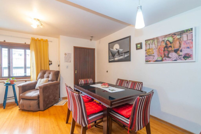Imagem Casa com 3 Quartos à Venda, 174 m² em Nonoai - Porto Alegre Imagem Casa com 3 Quartos à Venda, 174 m² em Nonoai - Porto Alegre