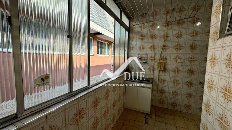 Imagem Casa com 3 Quartos à Venda, 142 m² em Encruzilhada - Santos Imagem Casa com 3 Quartos à Venda, 142 m² em Encruzilhada - Santos