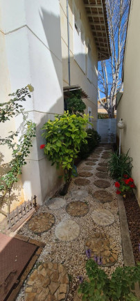 Imagem Casa de Condomínio com 2 Quartos à Venda, 188 m² em Jardim Passárgada I - Cotia