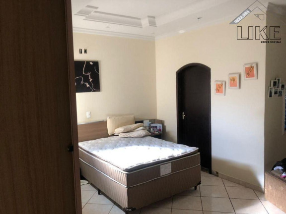 Imagem Casa com 3 Quartos à Venda, 240 m² em Jardim Torrão De Ouro - São José Dos Campos Imagem Casa com 3 Quartos à Venda, 240 m² em Jardim Torrão De Ouro - São José Dos Campos