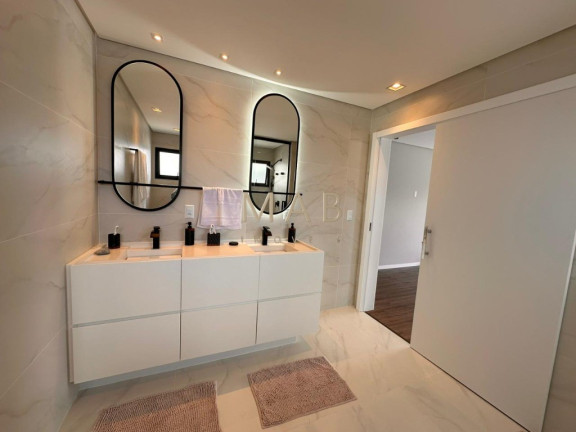 Imagem Casa com 4 Quartos à Venda, 420 m² em São João Do Rio Vermelho - Florianópolis Imagem Casa com 4 Quartos à Venda, 420 m² em São João Do Rio Vermelho - Florianópolis