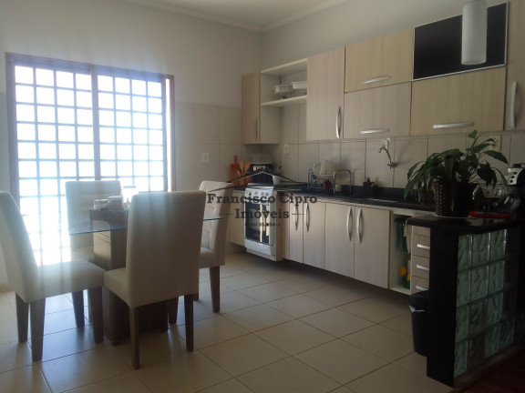 Imagem Casa com 2 Quartos à Venda, 139 m² em Jardim Bela Vista - Guaratinguetá Imagem Casa com 2 Quartos à Venda, 139 m² em Jardim Bela Vista - Guaratinguetá