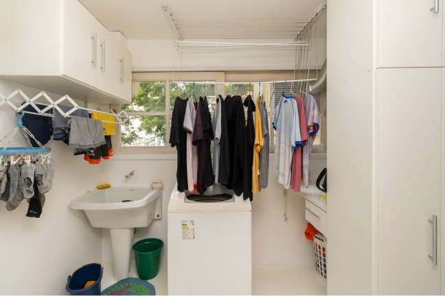 Imagem Imóvel com 3 Quartos à Venda, 126 m² em Moema - São Paulo Imagem Imóvel com 3 Quartos à Venda, 126 m² em Moema - São Paulo