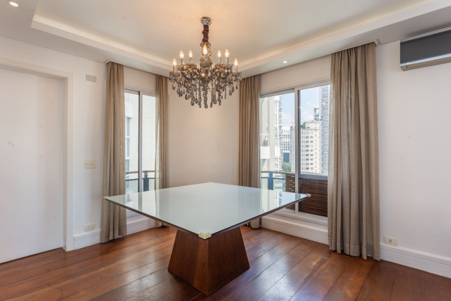 Imagem Apartamento com 3 Quartos à Venda, 206 m² em Vila Nova Conceição - São Paulo
