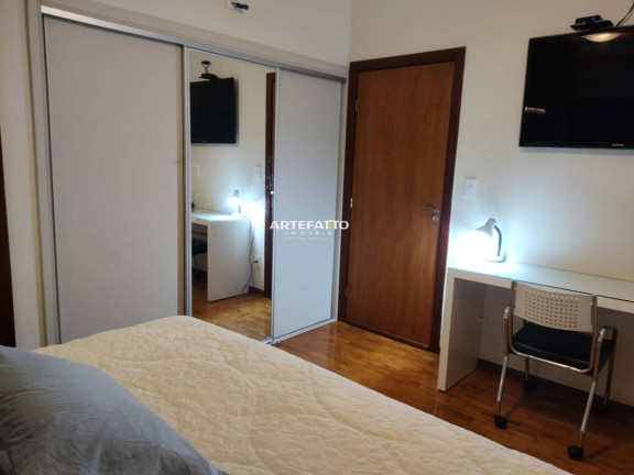 Imagem Casa com 3 Quartos à Venda, 239 m² Imagem Casa com 3 Quartos à Venda, 239 m²