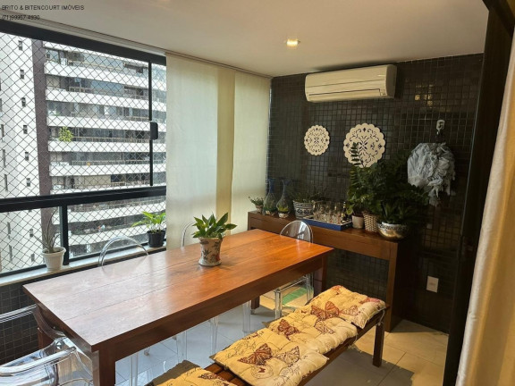 Imagem Imóvel com 4 Quartos à Venda, 226 m² em Pituba - Salvador