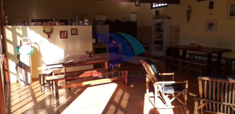 Imagem Casa com 1 Quarto à Venda, 49.500 m² em Centro - Araruama