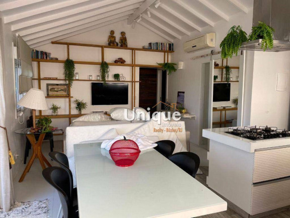 Imagem Casa com 2 Quartos à Venda, 120 m² em Ferradura - Armação Dos Búzios Imagem Casa com 2 Quartos à Venda, 120 m² em Ferradura - Armação Dos Búzios