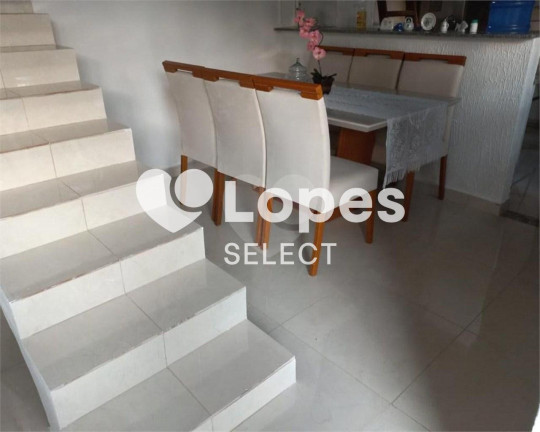 Imagem Imóvel com 4 Quartos à Venda, 270 m² em Parque Valinhos - Valinhos Imagem Imóvel com 4 Quartos à Venda, 270 m² em Parque Valinhos - Valinhos