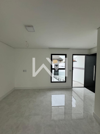 Imagem Sobrado com 3 Quartos à Venda, 193 m² em Jardim Santa Clara - Guarulhos Imagem Sobrado com 3 Quartos à Venda, 193 m² em Jardim Santa Clara - Guarulhos