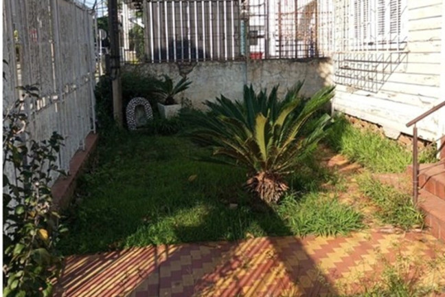 Imagem Terreno à Venda, 315 m² em Jardim Itu - Porto Alegre Imagem Terreno à Venda, 315 m² em Jardim Itu - Porto Alegre