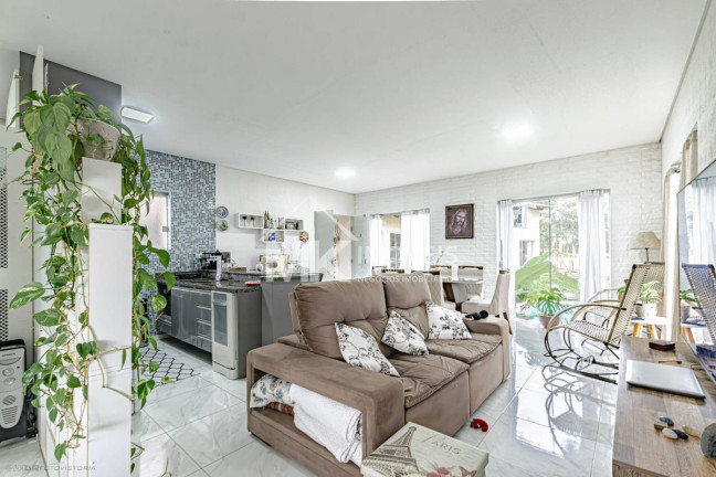 Imagem Casa de Condomínio com 4 Quartos à Venda, 250 m² em Vila Fuck - Piraquara Imagem Casa de Condomínio com 4 Quartos à Venda, 250 m² em Vila Fuck - Piraquara