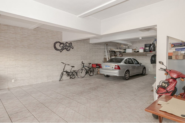 Imagem Casa com 3 Quartos à Venda, 304 m² em Espírito Santo - Porto Alegre Imagem Casa com 3 Quartos à Venda, 304 m² em Espírito Santo - Porto Alegre