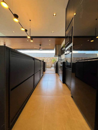 Imagem Casa com 3 Quartos à Venda, 400 m² em Ribeirão Preto Imagem Casa com 3 Quartos à Venda, 400 m² em Ribeirão Preto