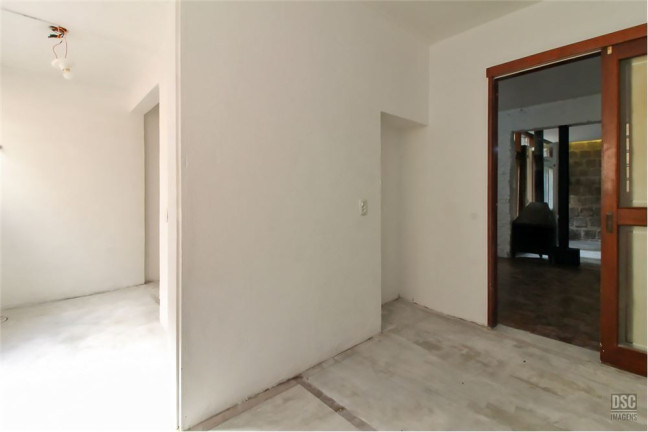 Imagem Imóvel com 2 Quartos à Venda, em Auxiliadora - Porto Alegre Imagem Imóvel com 2 Quartos à Venda, em Auxiliadora - Porto Alegre