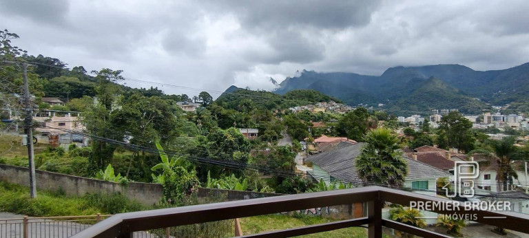 Imagem Casa com 4 Quartos à Venda, 200 m² em Araras - Teresópolis Imagem Casa com 4 Quartos à Venda, 200 m² em Araras - Teresópolis