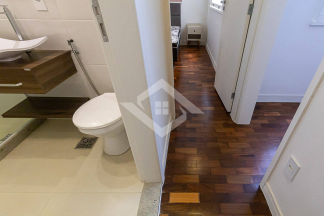 Imagem Apartamento com 2 Quartos à Venda, 80 m² em Copacabana - Rio De Janeiro Imagem Apartamento com 2 Quartos à Venda, 80 m² em Copacabana - Rio De Janeiro