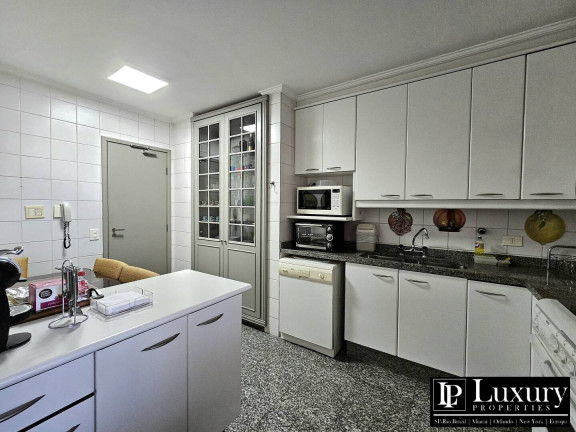 Imagem Apartamento com 3 Quartos à Venda, 162 m² em Moema - São Paulo Imagem Apartamento com 3 Quartos à Venda, 162 m² em Moema - São Paulo