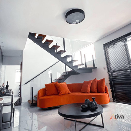 Imagem Casa com 2 Quartos à Venda, 133 m² Imagem Casa com 2 Quartos à Venda, 133 m²