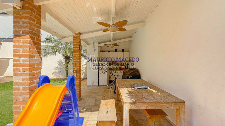 Imagem Casa com 3 Quartos à Venda, 420 m² em Alphaville - Santana De Parnaíba Imagem Casa com 3 Quartos à Venda, 420 m² em Alphaville - Santana De Parnaíba