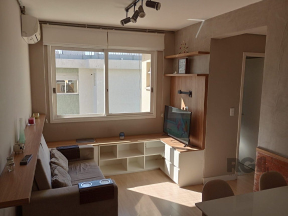 Imagem Apartamento com 2 Quartos à Venda ou Locação, 92 m² em Azenha - Porto Alegre Imagem Apartamento com 2 Quartos à Venda ou Locação, 92 m² em Azenha - Porto Alegre