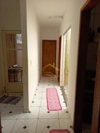 Imagem Imóvel com 3 Quartos à Venda, 80 m² em Jardim Pequena Londres - Londrina