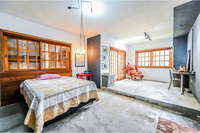 Imagem Casa com 4 Quartos à Venda, 231 m² em Santa Tereza - Porto Alegre Imagem Casa com 4 Quartos à Venda, 231 m² em Santa Tereza - Porto Alegre