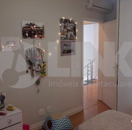 Imagem Casa com 3 Quartos à Venda, 222 m² em Ecoville - Porto Alegre Imagem Casa com 3 Quartos à Venda, 222 m² em Ecoville - Porto Alegre