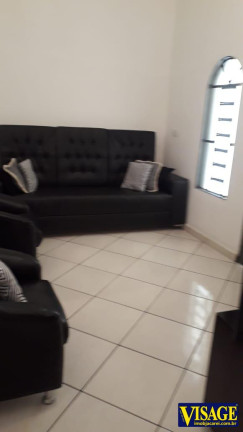 Imagem Casa com 2 Quartos à Venda, 98 m² em Centro - Jacareí Imagem Casa com 2 Quartos à Venda, 98 m² em Centro - Jacareí