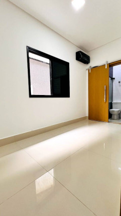 Imagem Casa com 3 Quartos à Venda, 115 m² em Caiçara - Praia Grande Imagem Casa com 3 Quartos à Venda, 115 m² em Caiçara - Praia Grande