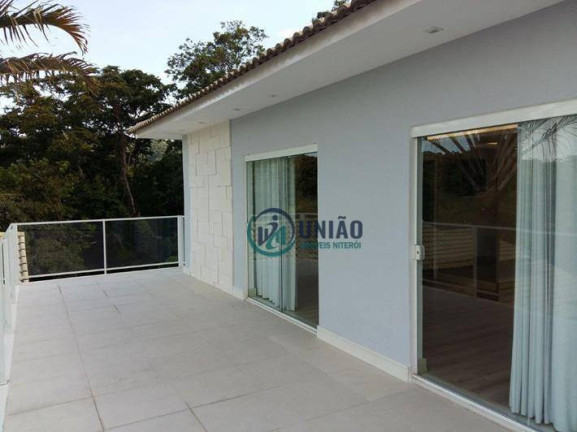 Imagem Casa com 4 Quartos à Venda, 400 m² em Pendotiba - Niterói Imagem Casa com 4 Quartos à Venda, 400 m² em Pendotiba - Niterói