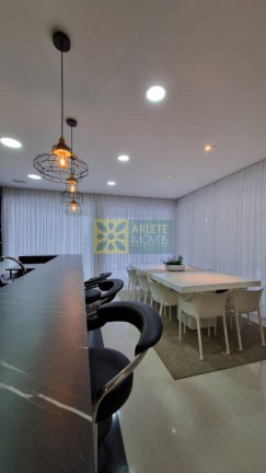 Imagem Casa com 4 Quartos à Venda, 513 m² em Centro - Bombinhas Imagem Casa com 4 Quartos à Venda, 513 m² em Centro - Bombinhas