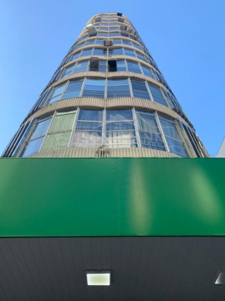 Sala Comercial à Venda, 33 m² em Centro - Florianópolis