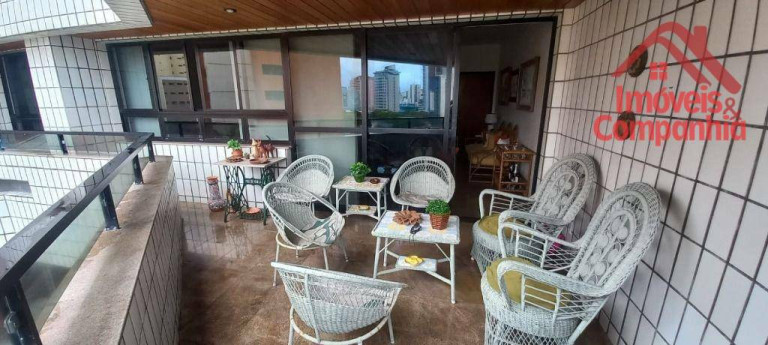Imagem Apartamento com 3 Quartos à Venda, 178 m² em Aldeota - Fortaleza Imagem Apartamento com 3 Quartos à Venda, 178 m² em Aldeota - Fortaleza