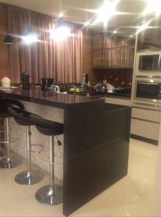 Imagem Casa com 8 Quartos à Venda, 280 m² em Nações - Balneário Camboriú