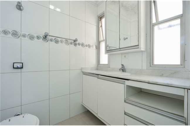 Imagem Apartamento com 2 Quartos à Venda, 90 m² em Campo Belo - São Paulo