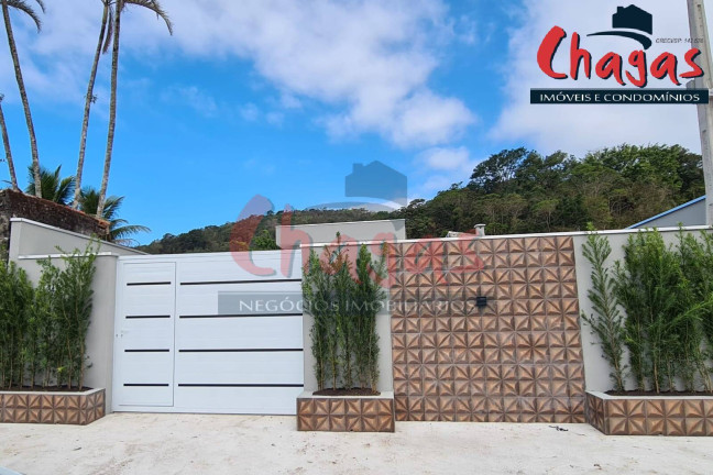 Imagem Casa com 3 Quartos à Venda, 300 m² em Massaguaçu - Caraguatatuba Imagem Casa com 3 Quartos à Venda, 300 m² em Massaguaçu - Caraguatatuba